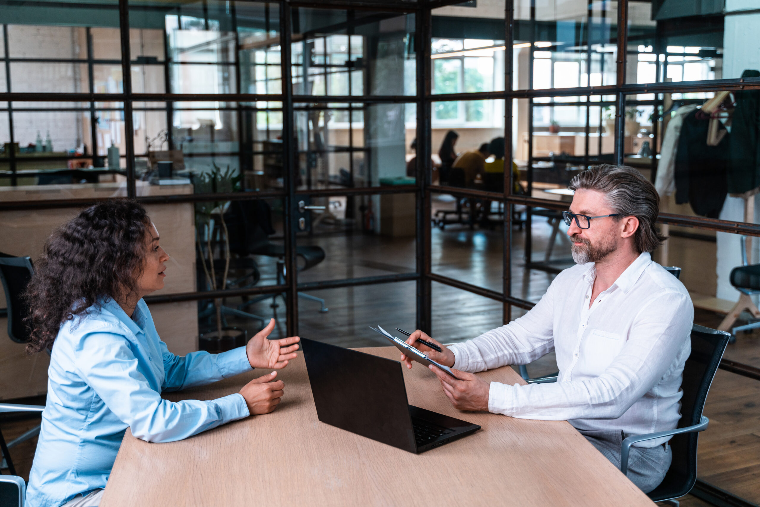 Połączenia spółek image